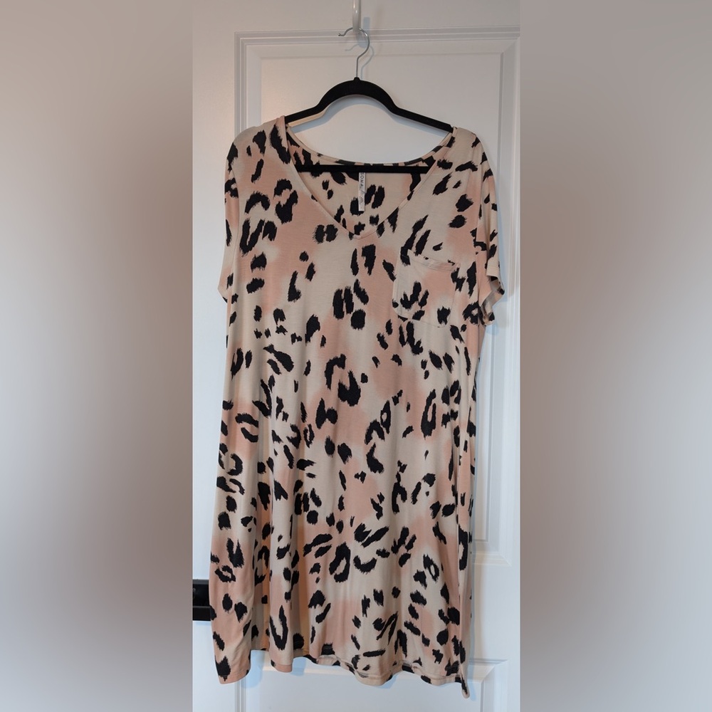 Soma Cool Nights Leopard Print Short Sleeve Sleep Shirt Size Large